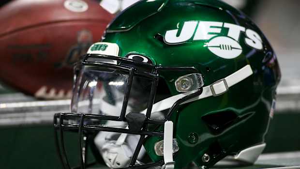 Jets helmet 9:4
